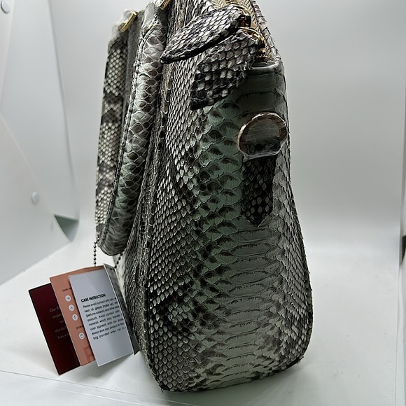Grand Pelle Exotic Leather Collections NWT Python Snakeskin Shoulder Bag Purse - Picture 3 of 9